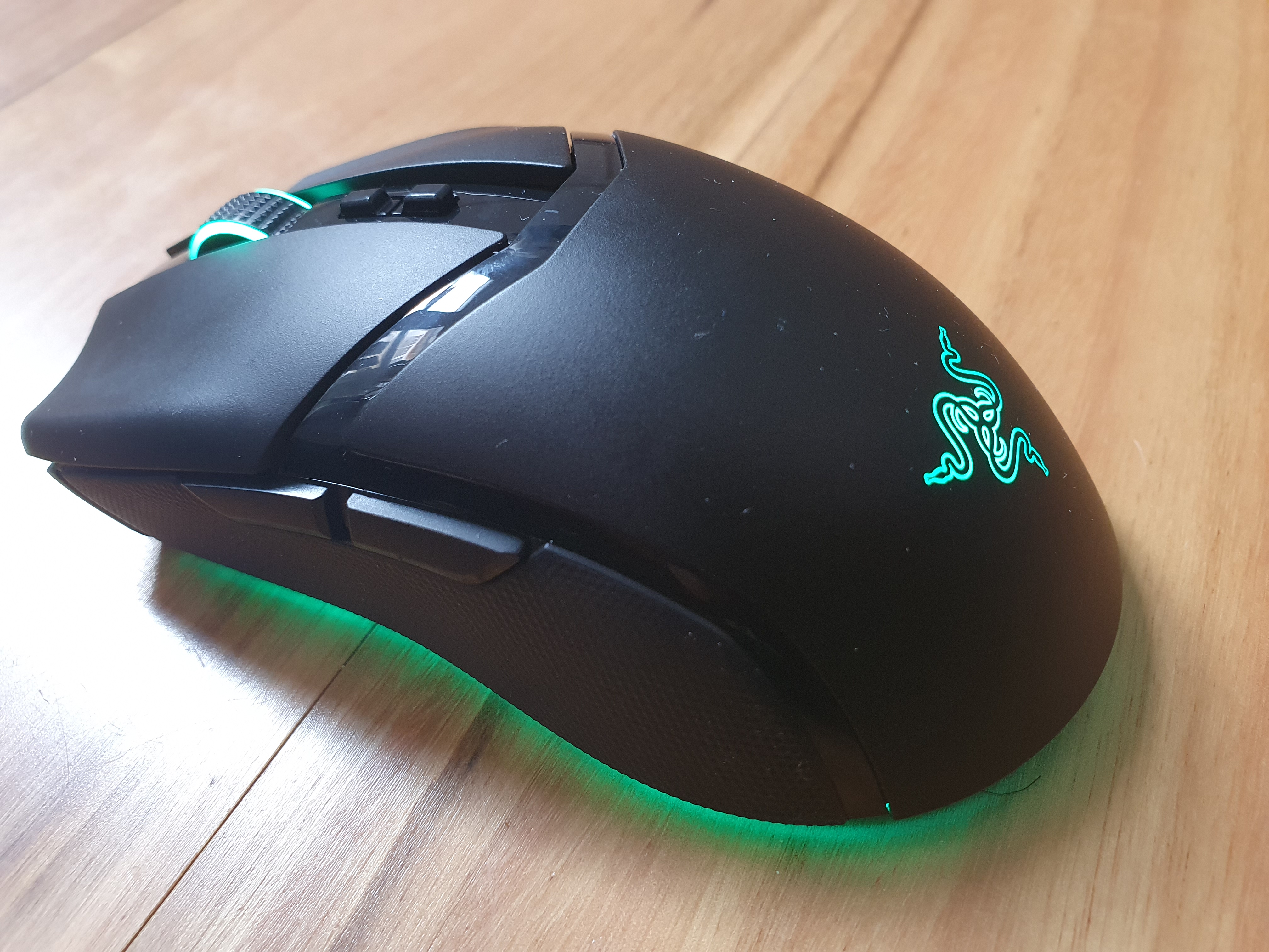 Razer Cobra Pro - Best general purpose wireless gaming mouse 